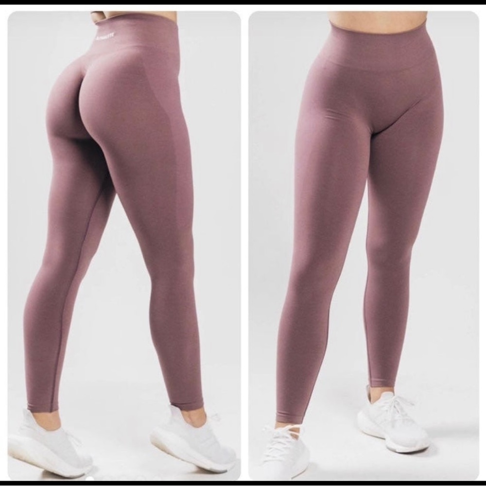 SOLD ALPHALETE AMPLIFY LEGGINGS